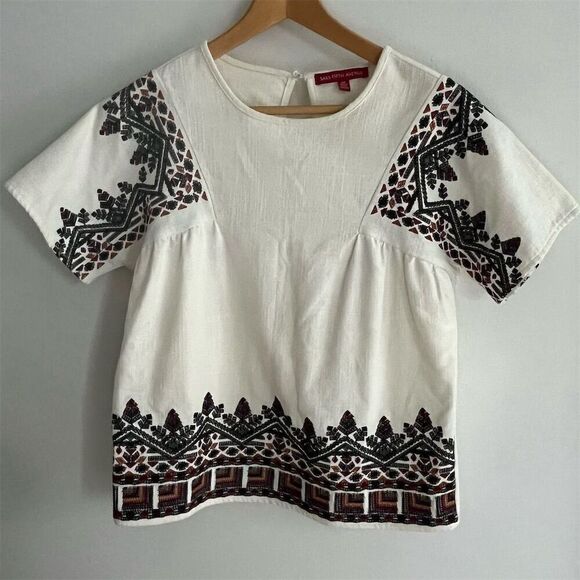 Saks Fifth Avenue Tops - Saks Fifth Avenue Women's Short Sleeve Embroidered Blouse cream Multicolor S/P